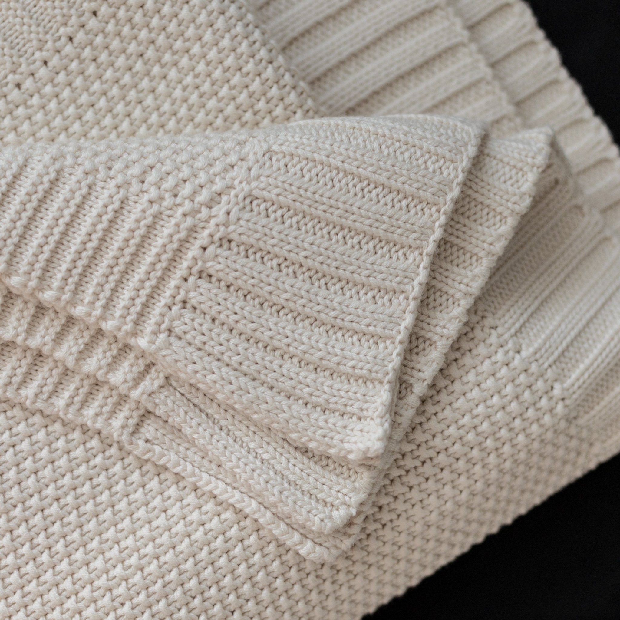 Regenerative Organic Knitted Blanket - AIZOME (North America) - AIZOME