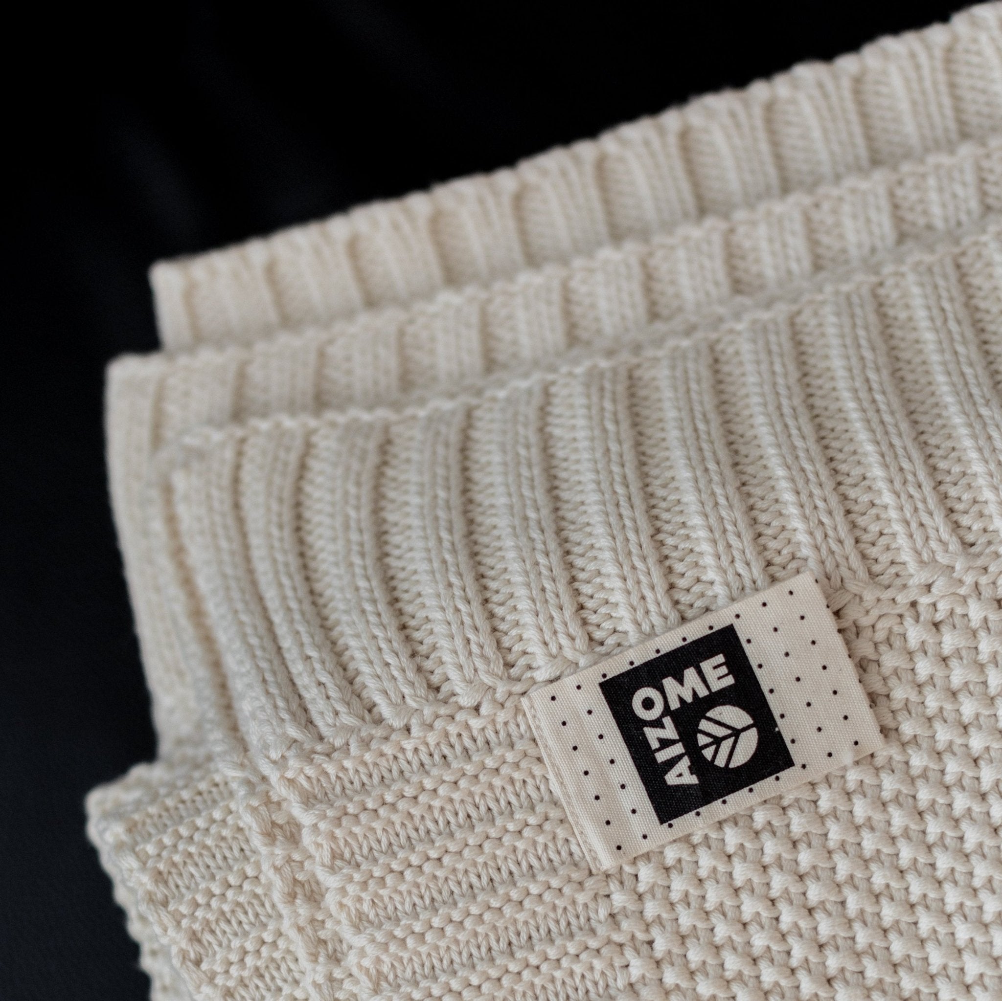 Regenerative Organic Knitted Blanket - AIZOME (North America) - AIZOME