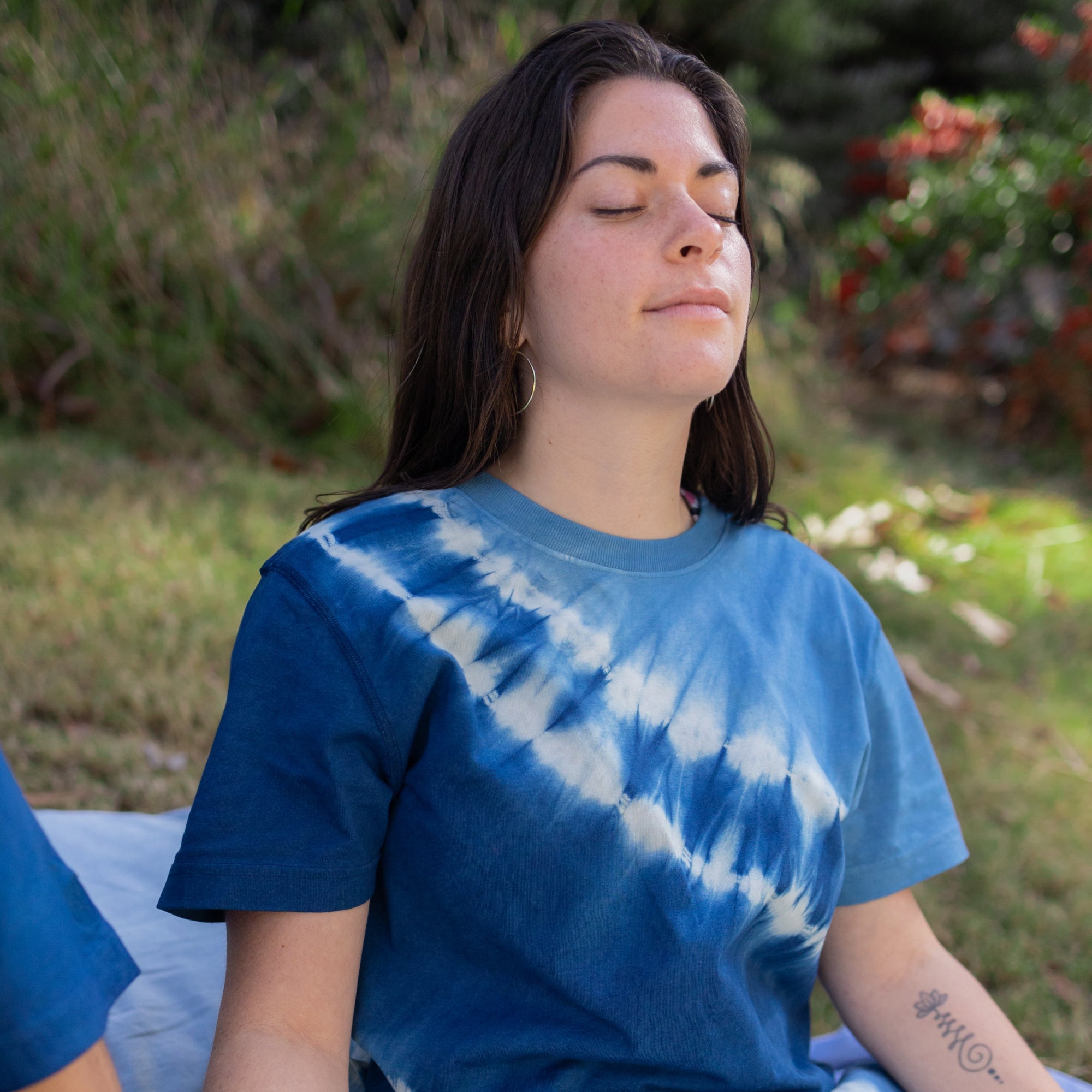 Indigo Hana Regenerative Cotton T-Shirt - color:hana-no-yoru
