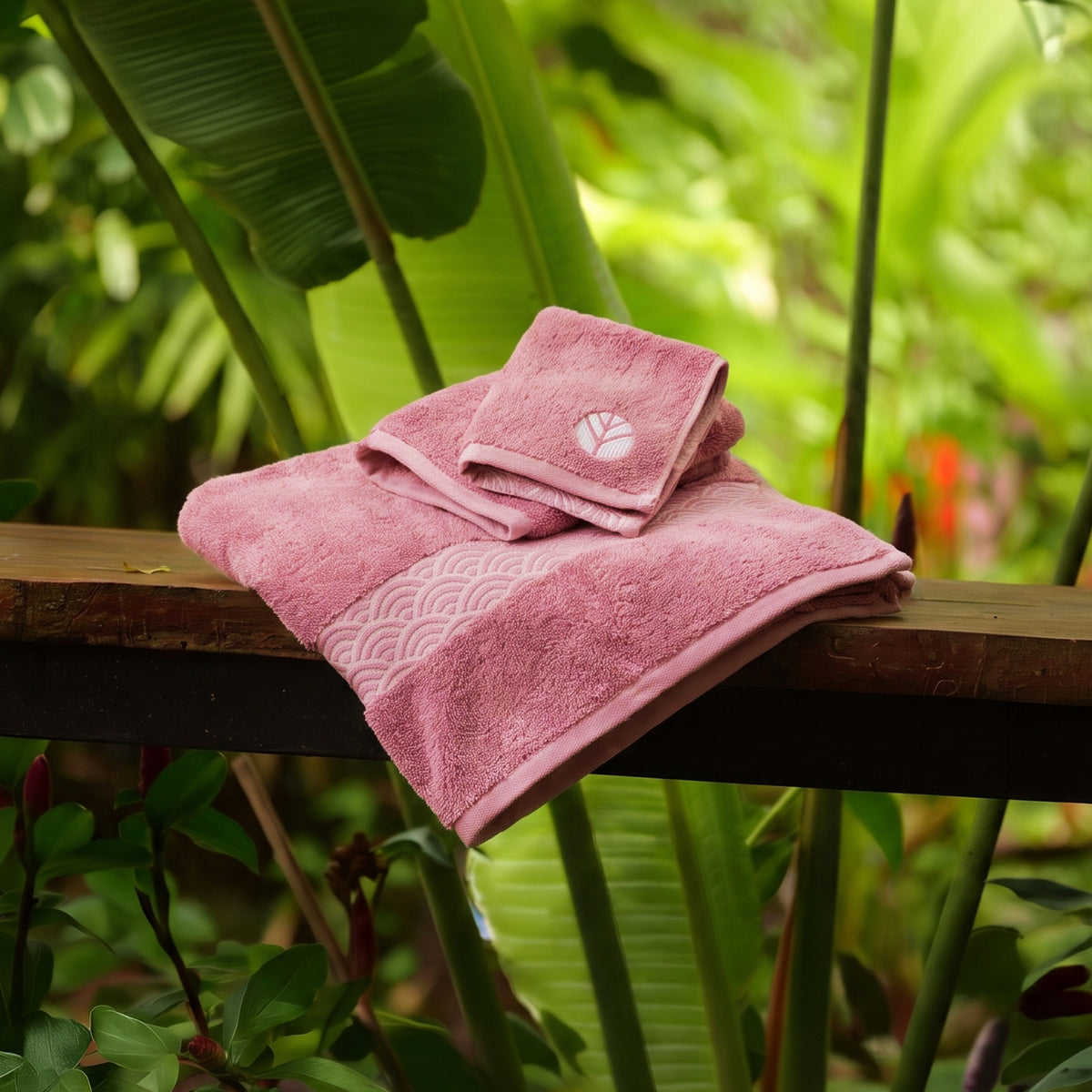Organic Towel Set - color:rose-rubia